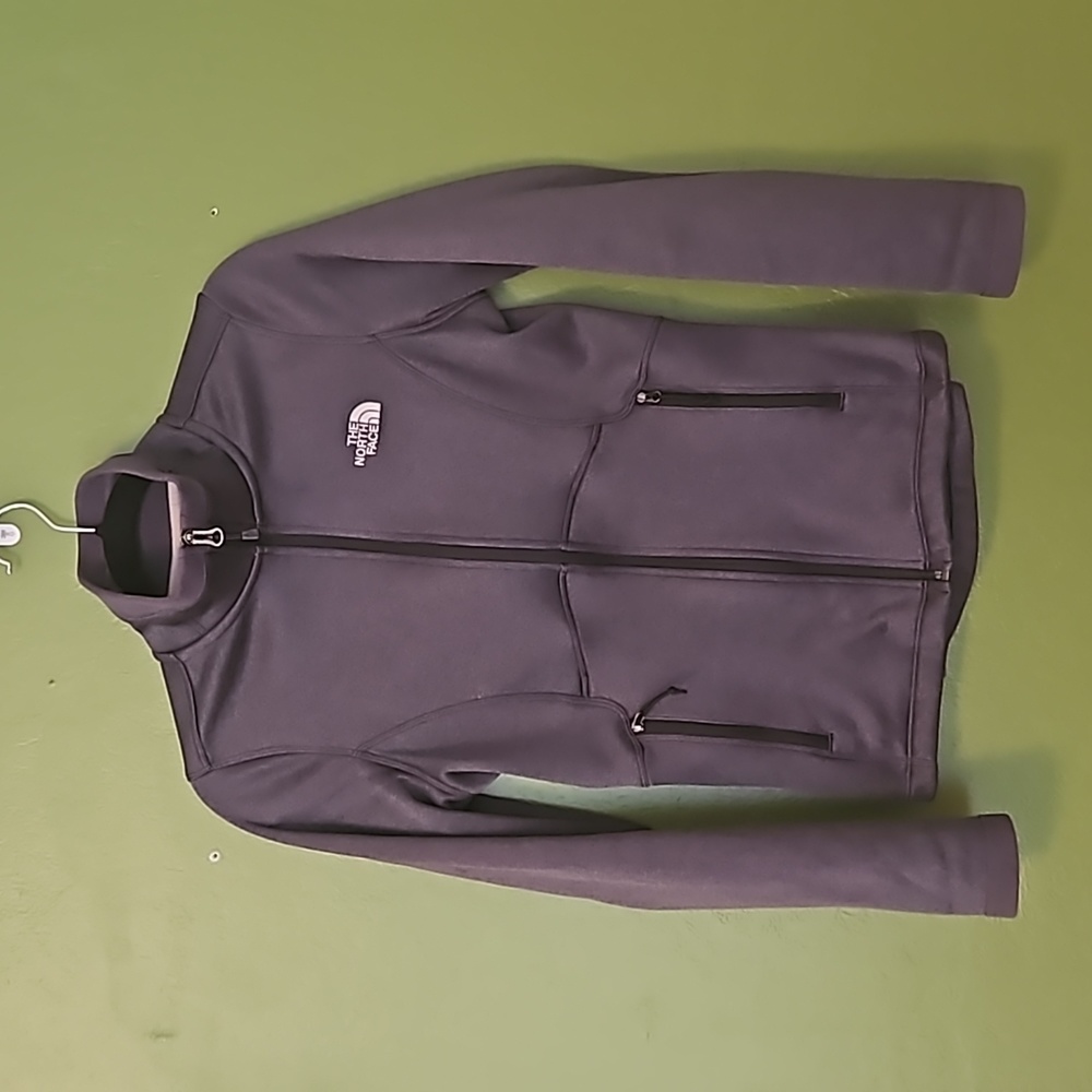 Gray North Face sweater